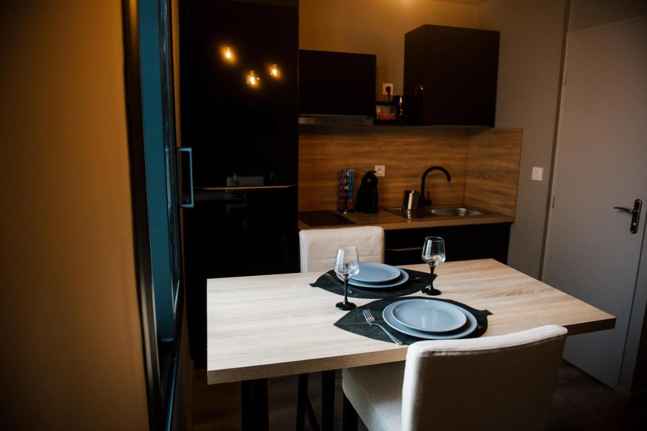 La Suite Romantique Avec Jacuzzi Au Coeur De Perpignan Exterior foto